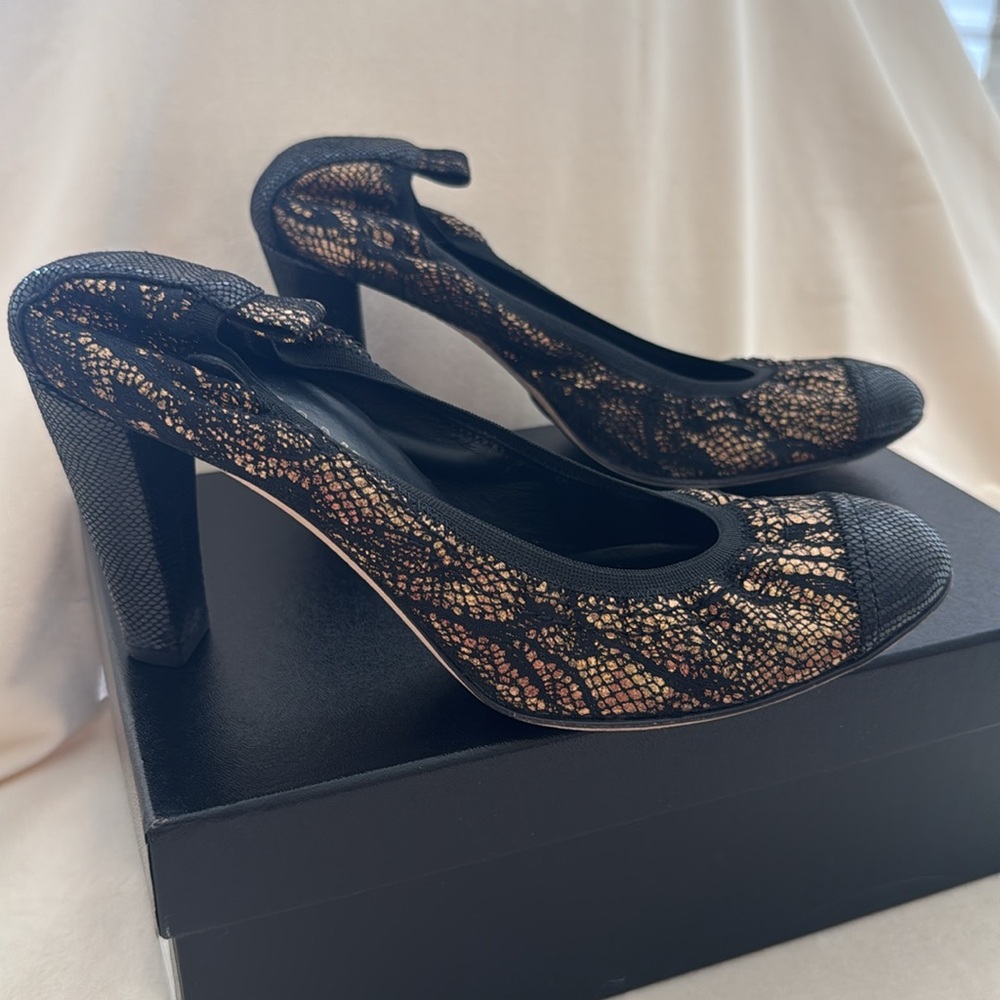 Chanel Black and Gold Heels with Elegant Design